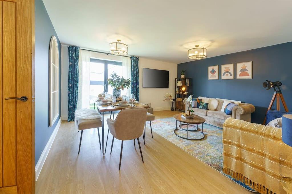 Darlington - 2 Bedroom Luxury Apartment By Mint Stays Bristol Eksteriør billede