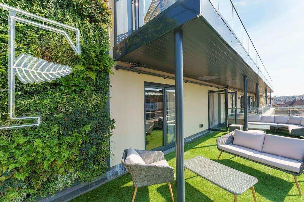Darlington - 2 Bedroom Luxury Apartment By Mint Stays Bristol Eksteriør billede