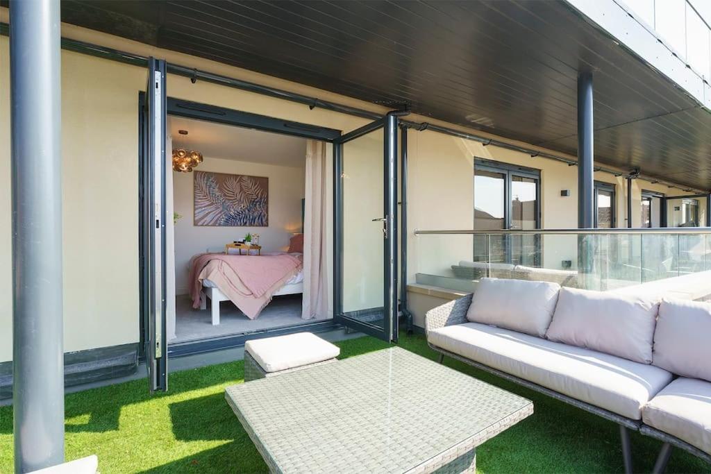 Darlington - 2 Bedroom Luxury Apartment By Mint Stays Bristol Eksteriør billede
